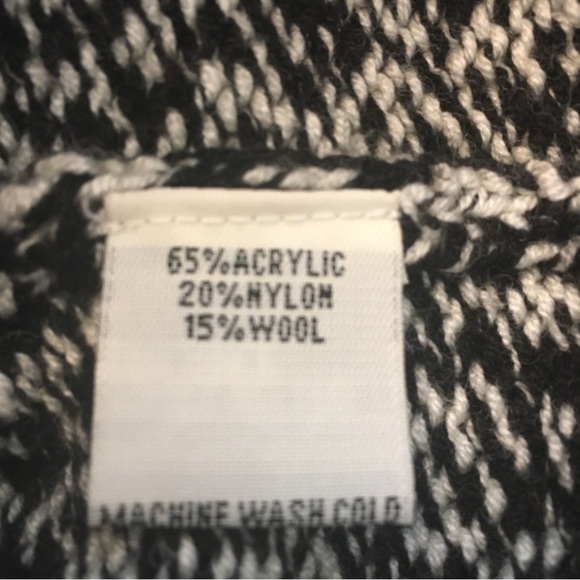 Kenneth Cole Petite Wool Blend Shawl Collar Grandma Core Date Night Cardigan XSP - Picture 4 of 7